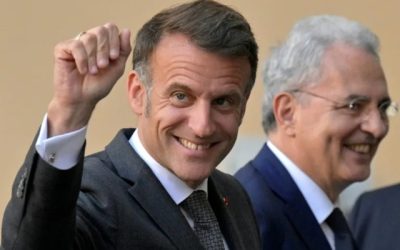 Președintele francez Emmanuel Macron a sosit joi la Roma, urmând să fie primit vineri de către Papa Francisc, pentru prima oară de la alegerea Suveranului Pontif american, contextul vizitei fiind marcat de războiul din Orientul Mijlociu