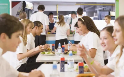 Marea Britanie: Dulciurile și prăjelile, scoase din școlile copiilor