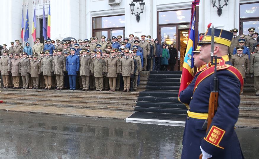 PENSIILE MILITARE, GURĂ DE AUR: 14 miliarde lei în 2025, mai scumpe cu 4%
