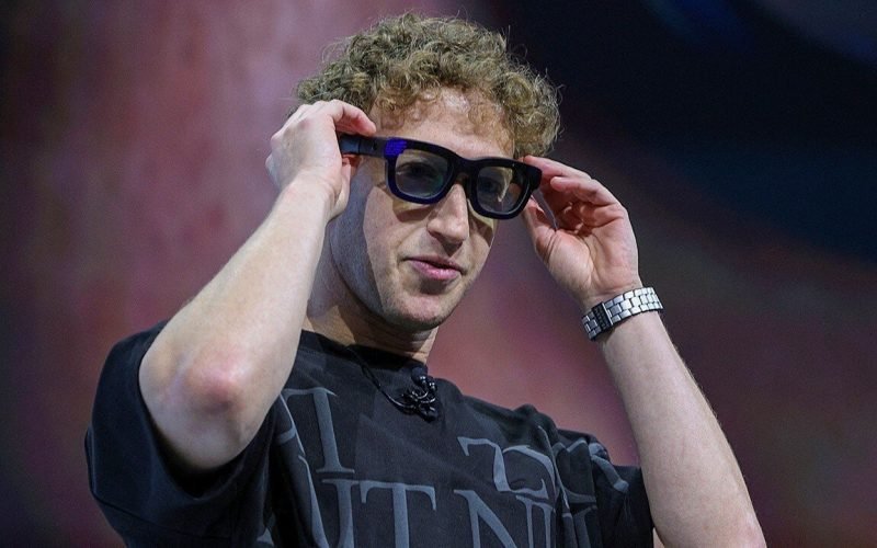 Meta dă viață unei clone digitale a lui Mark ZUCKERBERG