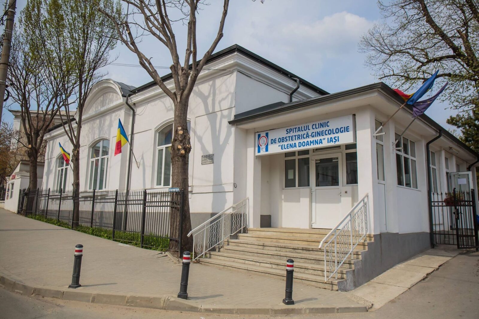 Primăria Iași ar putea achiziționa clădirile Maternității „Elena Doamna”, conform unei propuneri a primarului Mihai Chirica, anunță agenția de presă Rador, citând Radio Iași