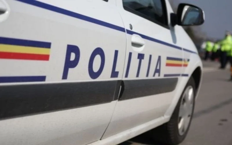 Mașină scăpată de sub control într-un târg: 4 răniți după ce șoferul a greșit pedalele