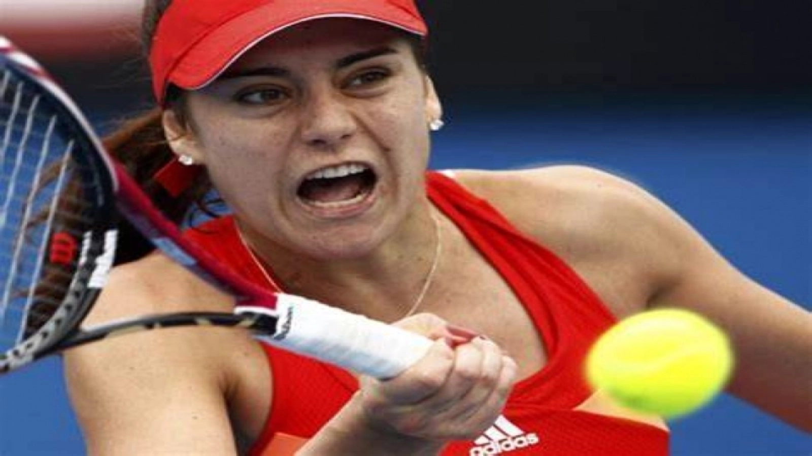 Sorana Cîrstea și Shuai Zhang, perechea româno-chineză, s-au calificat în semifinalele probei de dublu a turneului WTA 500 de la Linz (Austria), după o victorie dramatică în fața cuplului Miyu Kato/Aldila Sutjiadi