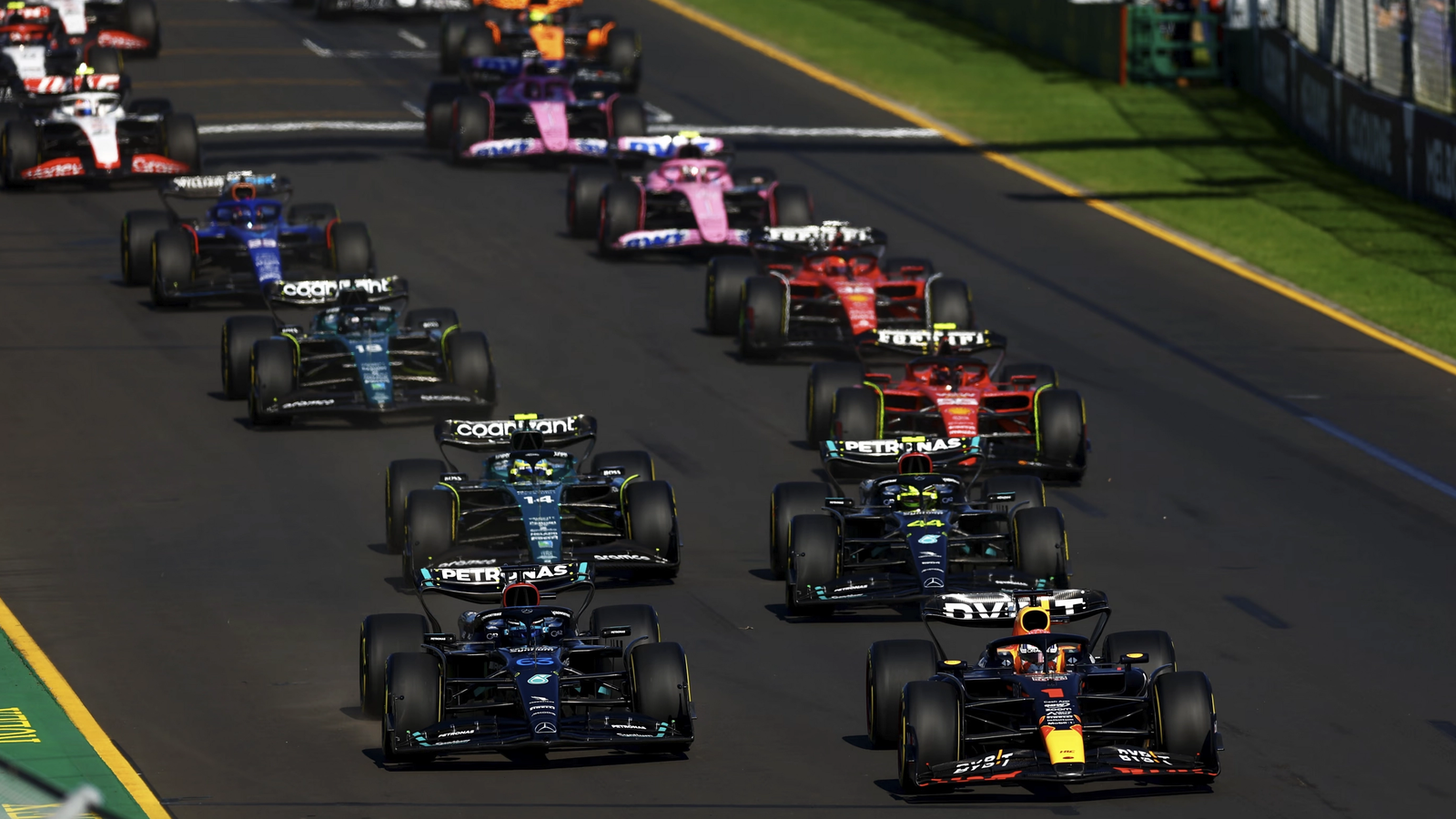 Mândrie pentru România: Unde sunt fabricate cauciucurile f1?