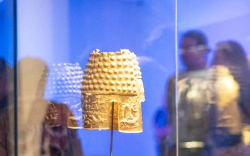 Guvernul dezvăluie detaliile privind repatrierea Coifului și a brățărilor dacice furate