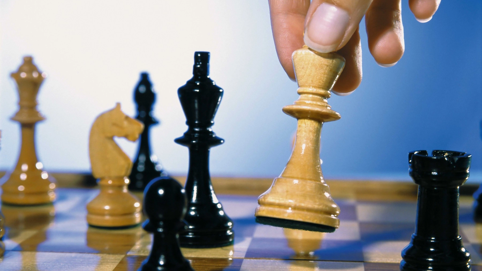 Nakamura, la un pas de record istoric: 67 de minute pentru o mutare la șah