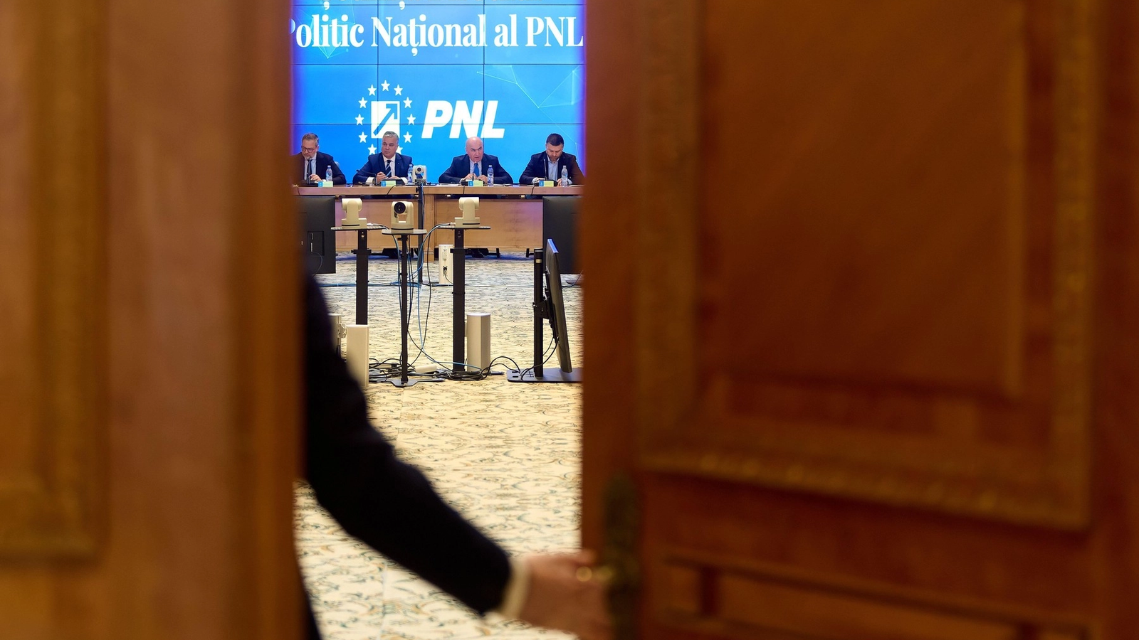 Predoiu, Bolojan și Thuma, în război: „Nu trebuia să ajungem aici”