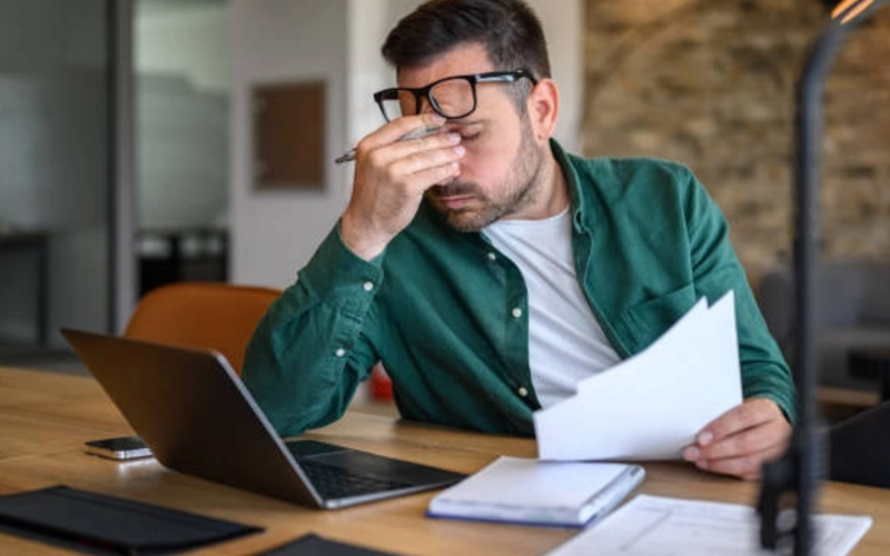 Datorii mari? Românii cu peste 1.200 lei, pe „lista rușinii” online!