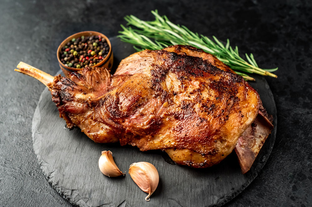 Atenție la condimente! Cum eviți gustul amar la mielul de Paște