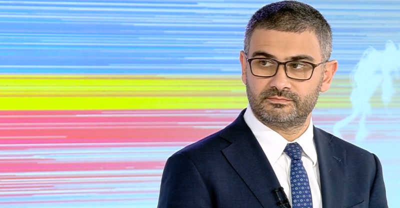 Pensii MĂRITE de două ori: Ce schimbări radicale vin cu vârsta de pensionare în România?