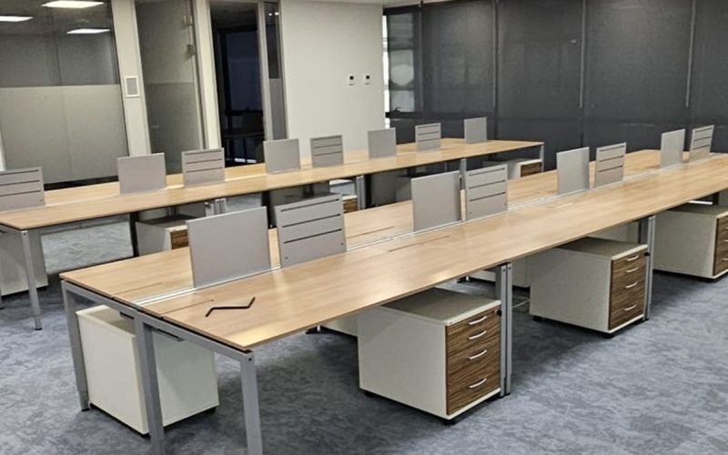 PrinCEMOB Buro: Piața de mobilier de birou din România, 400 milioane euro