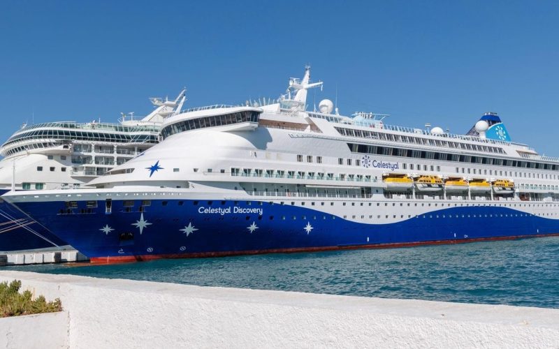 O navă de lux sfidează tensiunile: Traversare Ormuz, trafic scăzut