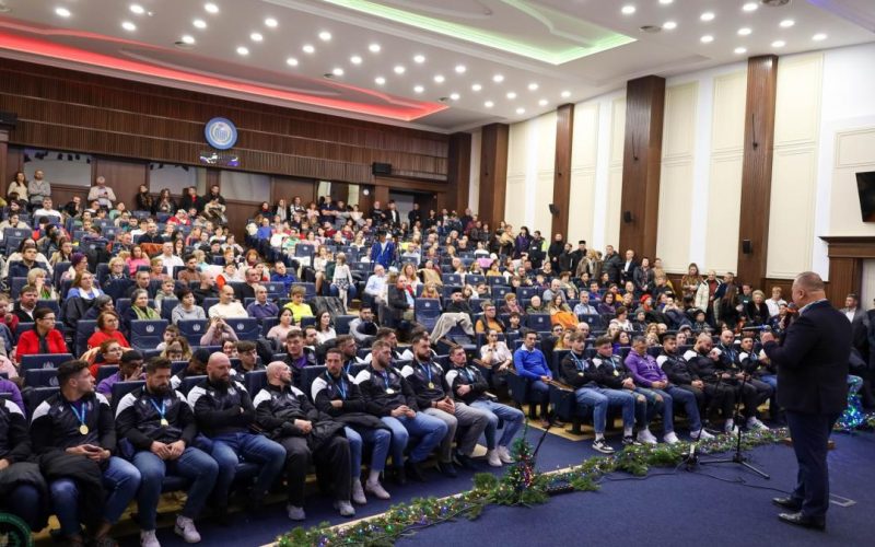 Universitatea din Timișoara vrea să atragă diaspora: „Școala din România, competitivă”