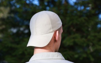 De ce poartă unii șapcă mereu? Ce dezvăluie psihologia despre ei