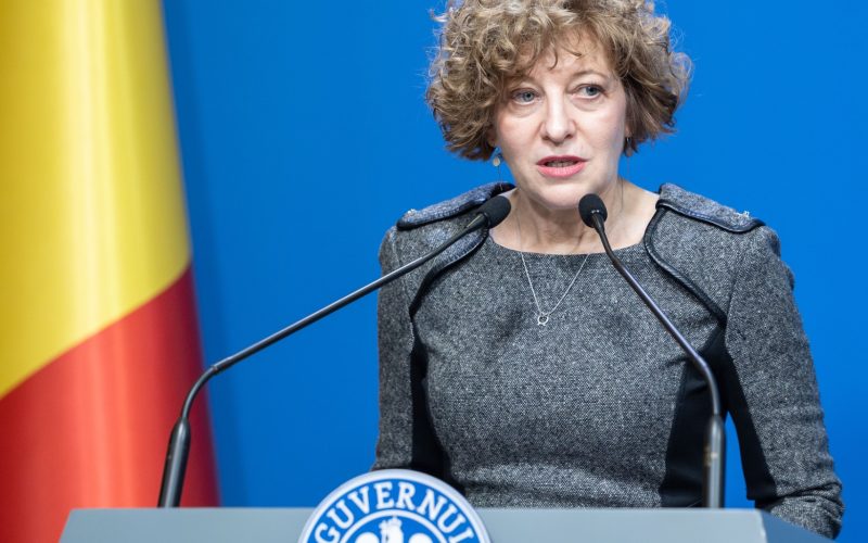 Oana Gheorghiu: Petrotrans, firma statului, a murit de 3 ori, dar fără bursă