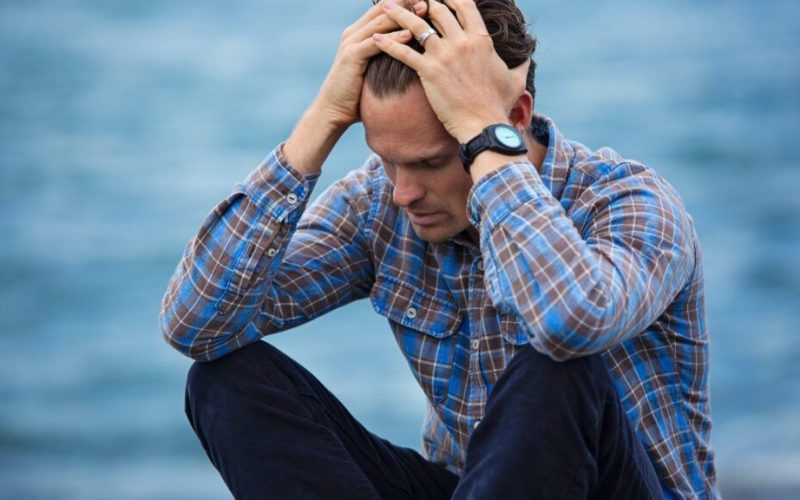 Atacurile de panică și anxietatea pot fi combătute rapid cu o tehnică simplă: metoda 5-4-3-2-1