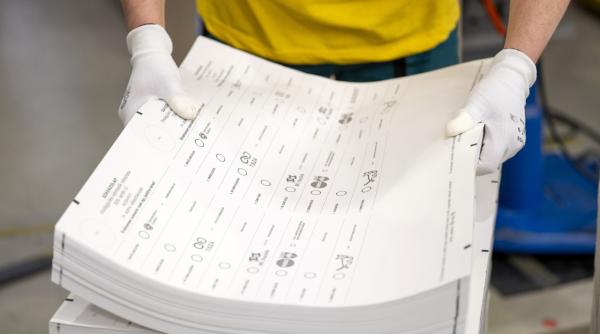 Orban versus Magyar: Ungaria votează, Bucureștiul cu ochii pe rezultat