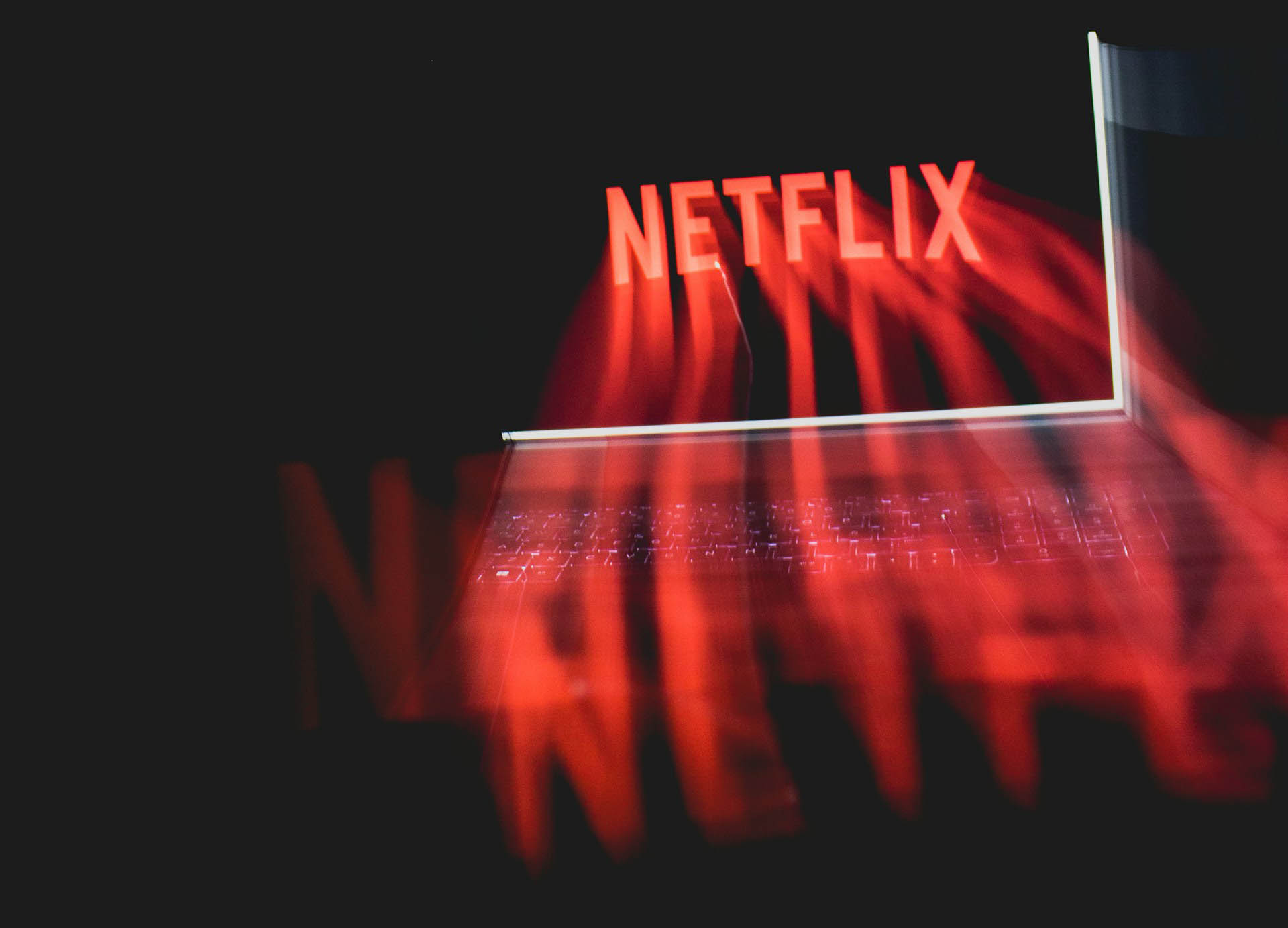 Netflix dă lovitura: Intră pe piața podcasturilor și concurează cu YouTube