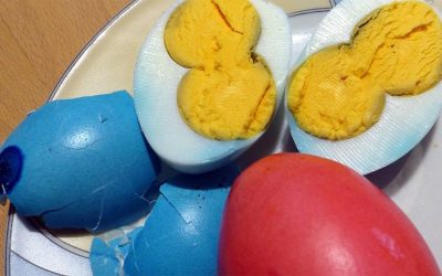 Ouăle cu două gălbenușuri: Cât de sănătoase sunt, de fapt? Adevărul despre ele