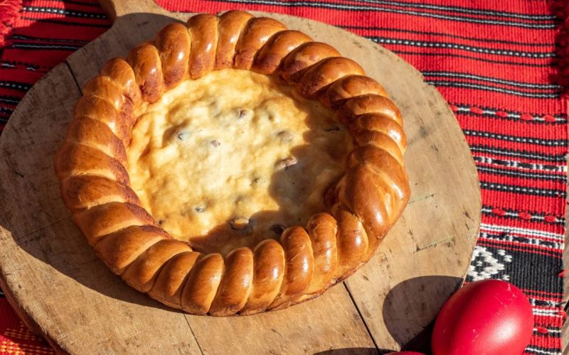 Pasca cu smântână, secretul unei texturi fine: Rețeta fără brânză de vaci