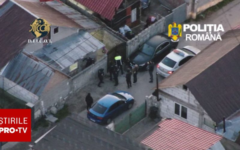 Percheziții-fulger în București și 4 județe: Rețea de proxeneți, 59.000 € din exploatare în Europa
