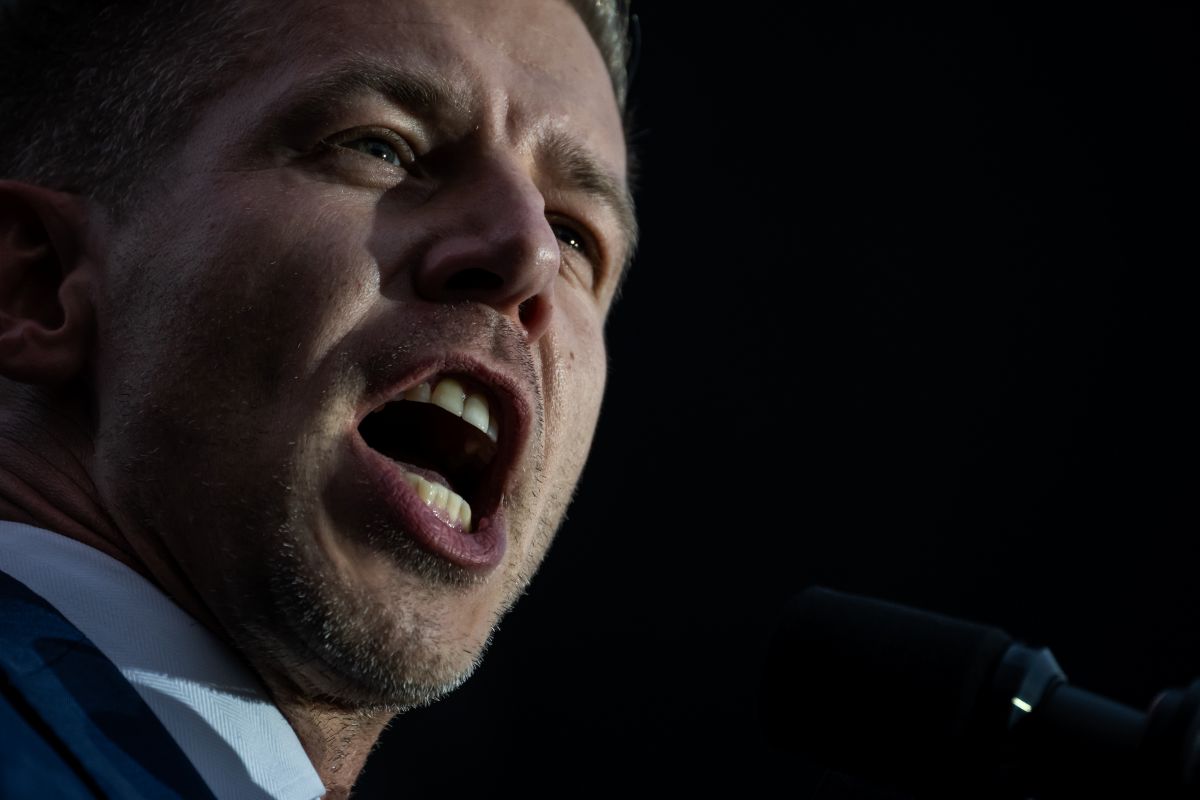 Magyar, atac dur la Simion și Kelemen: „Au dansat pe morminte și mințit”