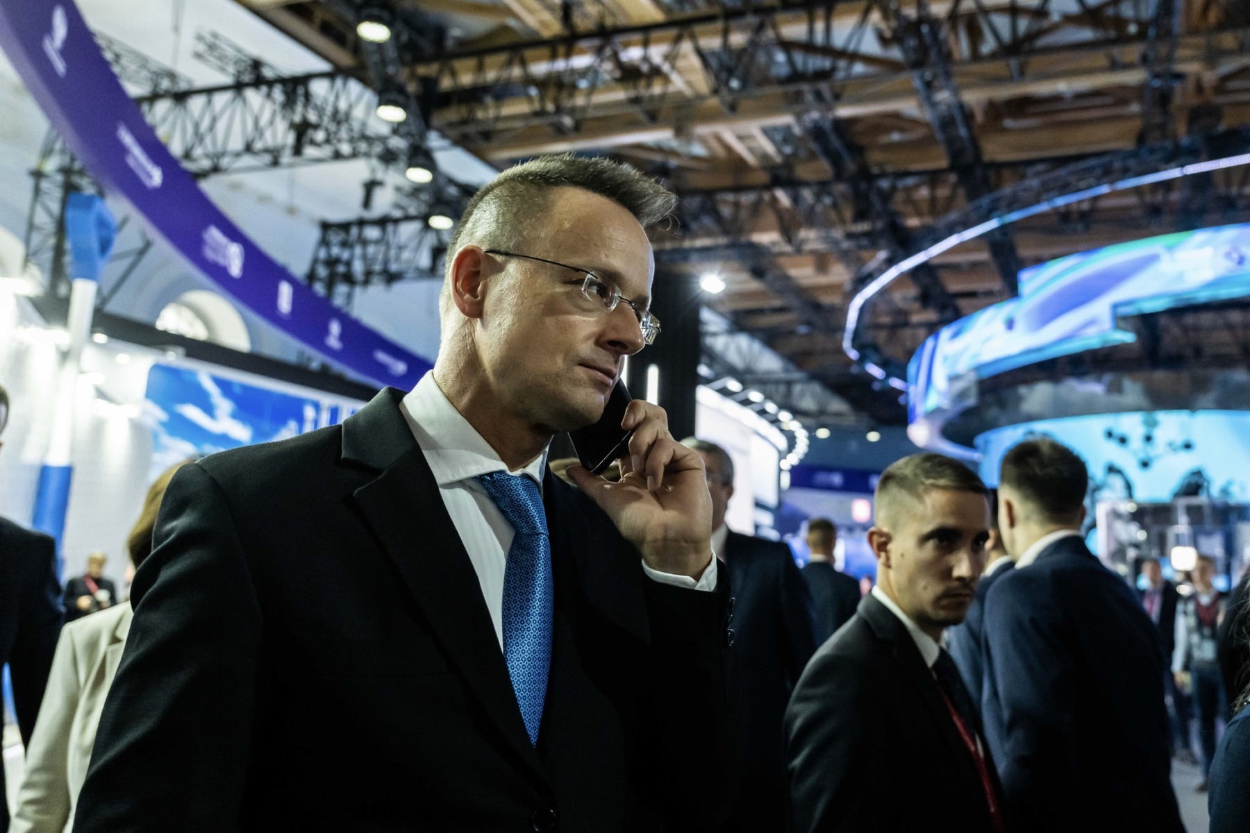 Ministrul ungar de externe, scandal după interceptarea apelurilor telefonice