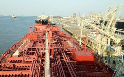 Petrolul, pe val: IRANUL închide Strâmtoarea Hormuz, acuzații la adresa Israelului