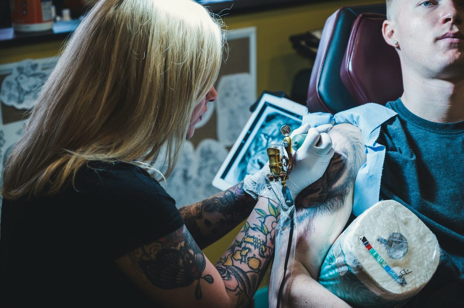 Artiști tatuatori din România și Europa, la Timișoara