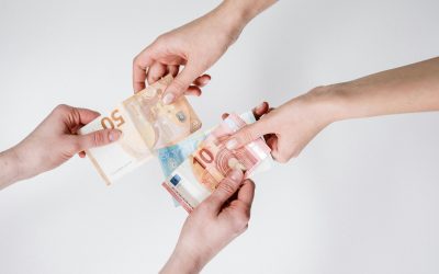UE: Lege anticorupție cu amenzi GRELE pentru companii. Ce prevede