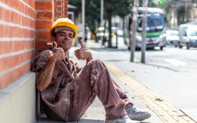 Calitatea muncii în Europa crește, dar decalajele femei-bărbați persistă