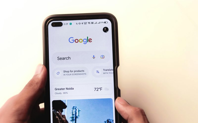 Google, pusă la zid de Comisia Europeană: Datele de căutare, sub lupa DMA
