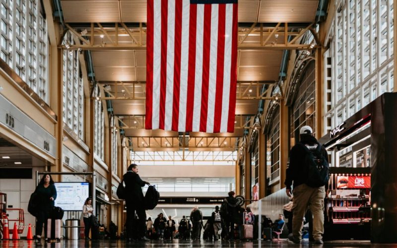 Ciudățenii uitate în aeroporturile americane: Ce găsesc angajații