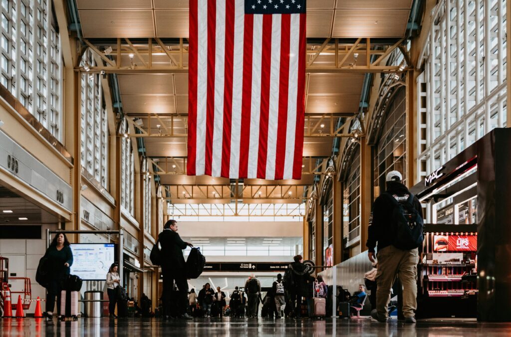 Ciudățenii uitate în aeroporturile americane: Ce găsesc angajații