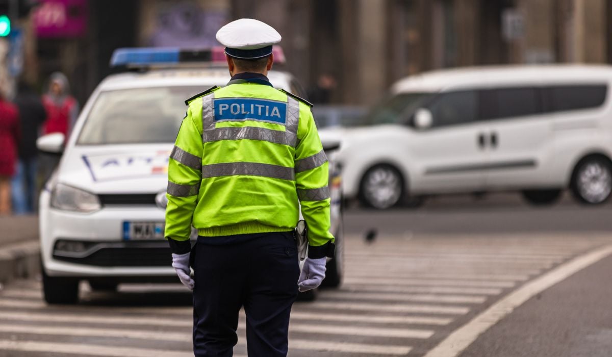 Șoferiță, prinsă cu șpaga la București: A ignorat camerele și a insistat