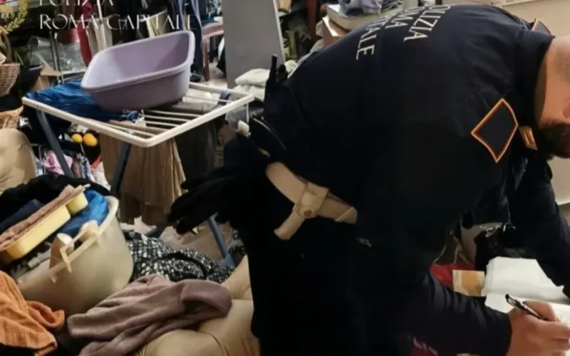 Bebeluș român, găsit la Roma în mizerie, printre droguri: Groaza în Italia