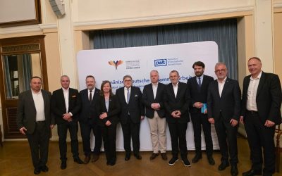 Producția industrială și vânzările din retail au scăzut, investitorii germani avertizează asupra blocării investițiilor în România Producția industrială a României a suferit o scădere de 3,8%, iar vânzările din retail au coborât cu 6,5%