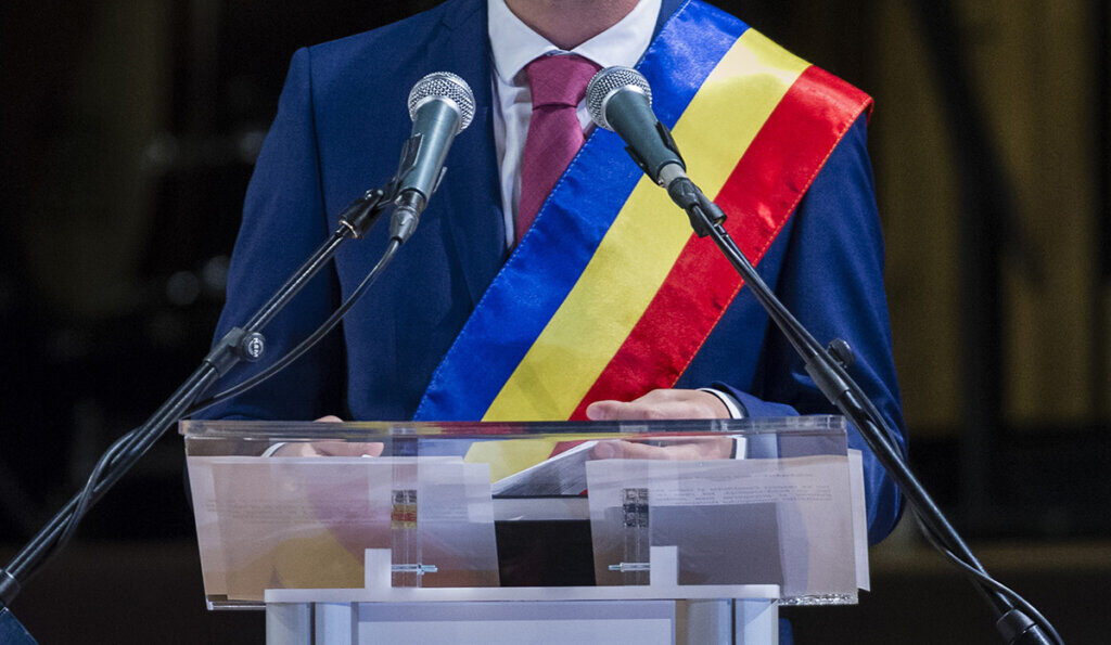 Liberalii din Vaslui, acuzații grave: Primarul PSD, mită de 50.000 lei?!