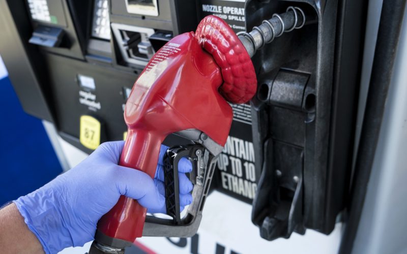 Cât costă litrul de benzină în Bulgaria? Românii fac plinul: „Merită drumul?”