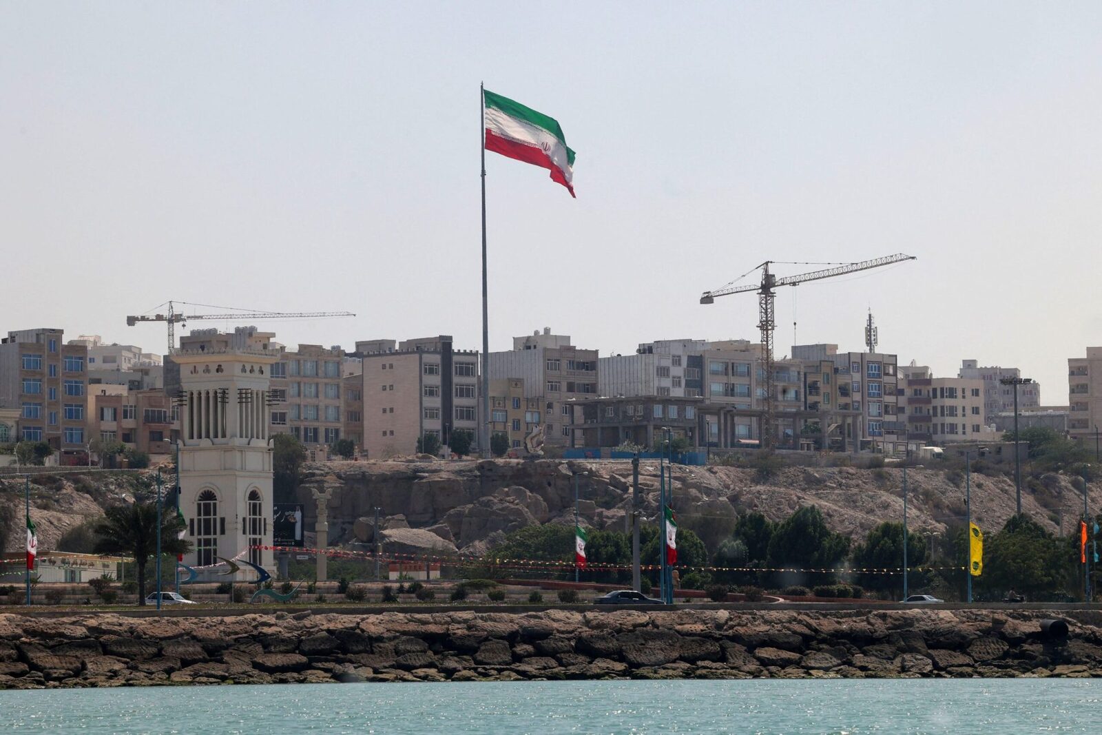 Iranul, ultimatum în Strâmtoarea Ormuz: Rămâne până la garantarea drepturilor