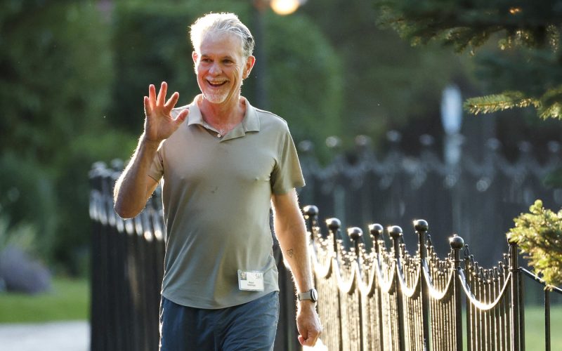 Retragere-șoc la Netflix: Reed Hastings, OUT după ani de succes!
