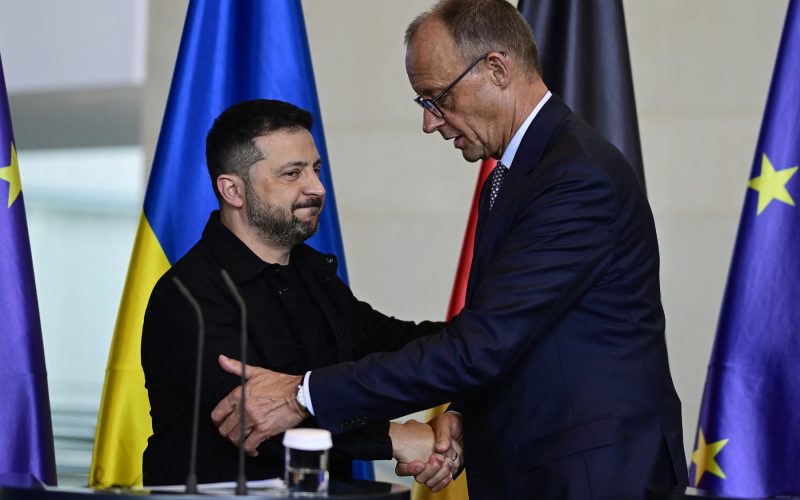 Zelenski, la Berlin: Dialog IMPORTANT cu Friedrich Merz despre război