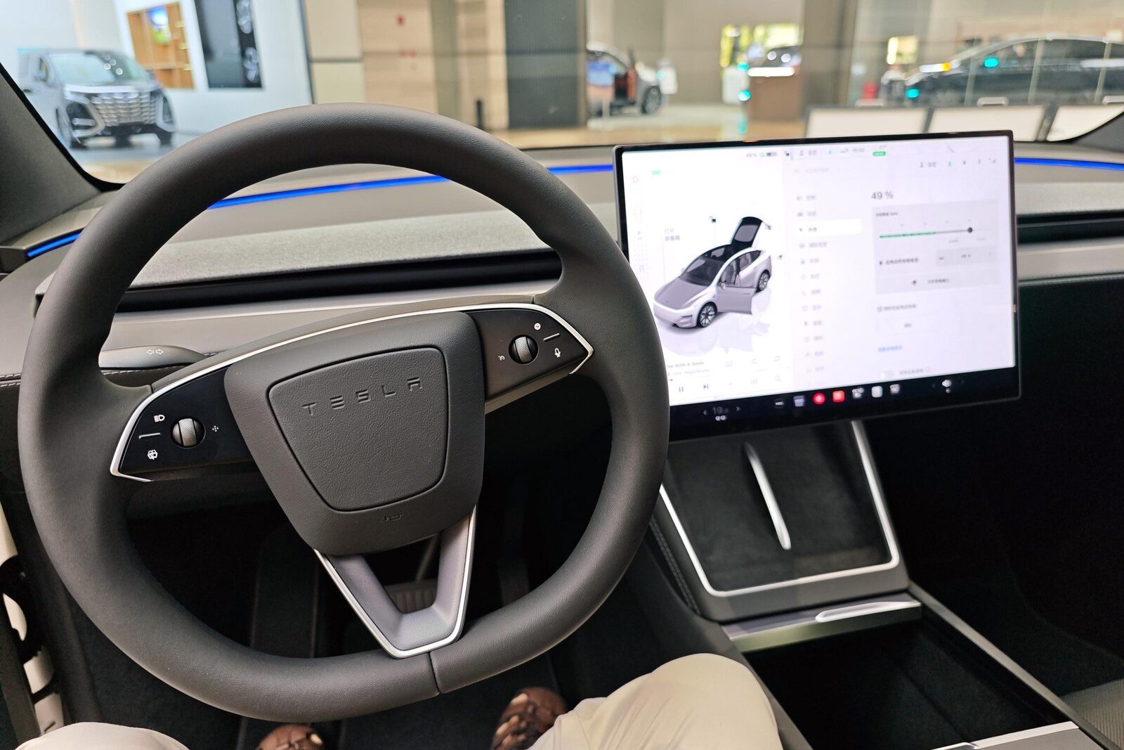 Tesla pregătește un SUV electric nou, mai mic și mai accesibil, potrivit unor informații recente