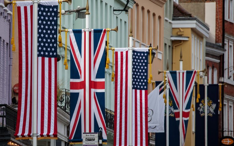 Trump presează Marea Britanie: Acord comercial, pe muchie de cuțit, din cauza Iranului