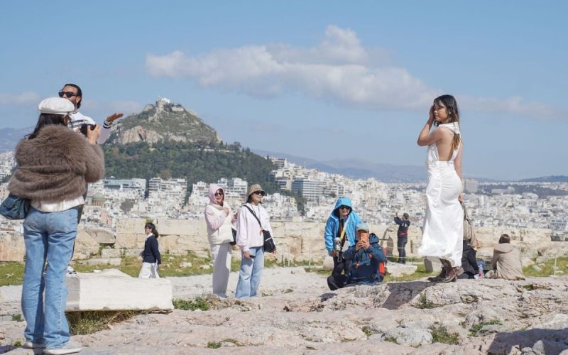 Grecia, noua țară fără țigări și tocuri: Amenzi usturătoare din 2026