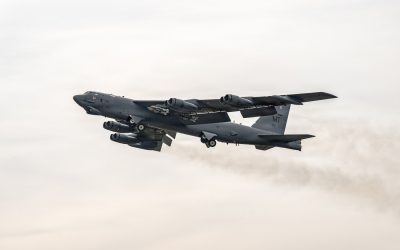 De ce mai zboară bombariderul B-52, „bătrânul” de 70 de ani al SUA?