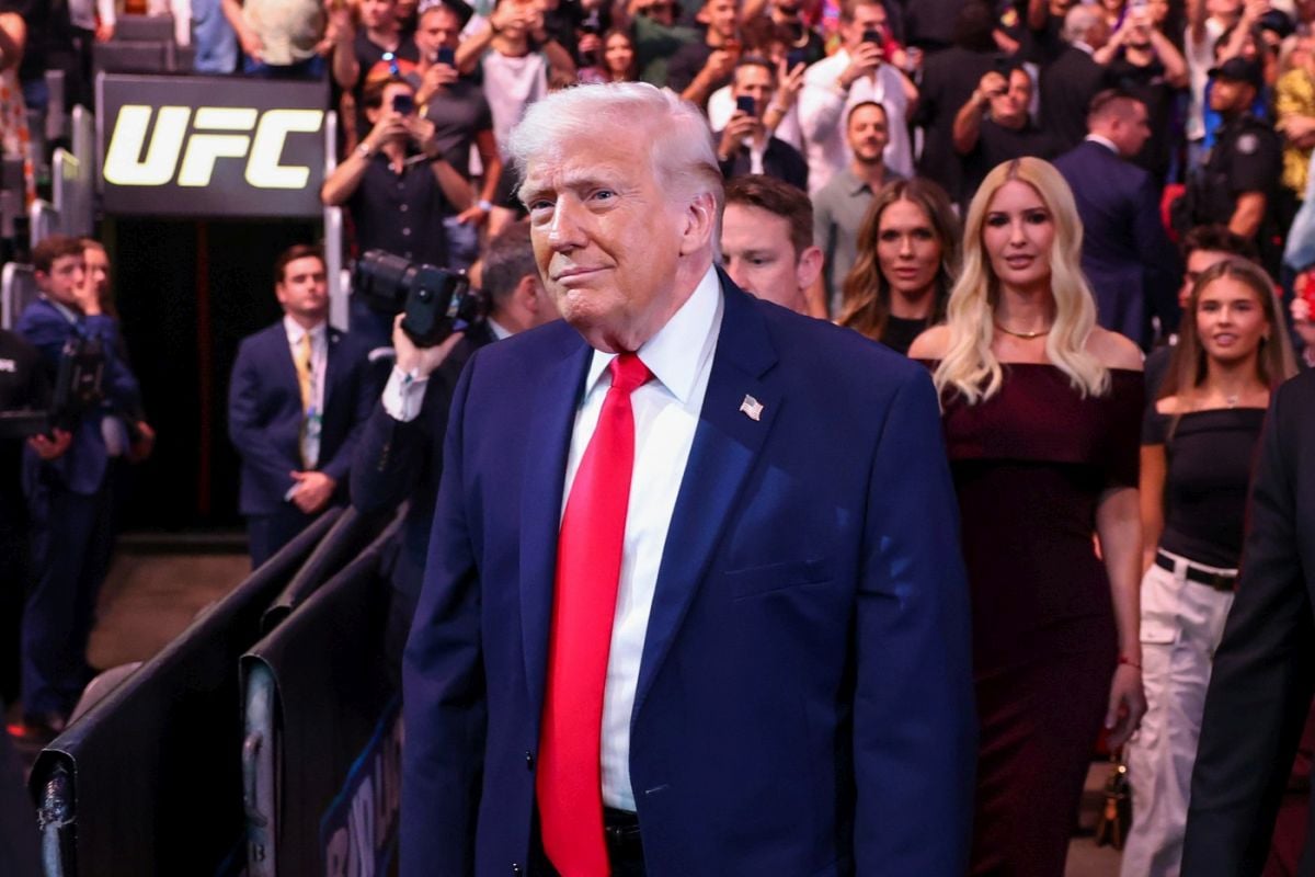 Trump ignoră prăbușirea acordului cu Iranul: „Câștigăm oricum” la UFC