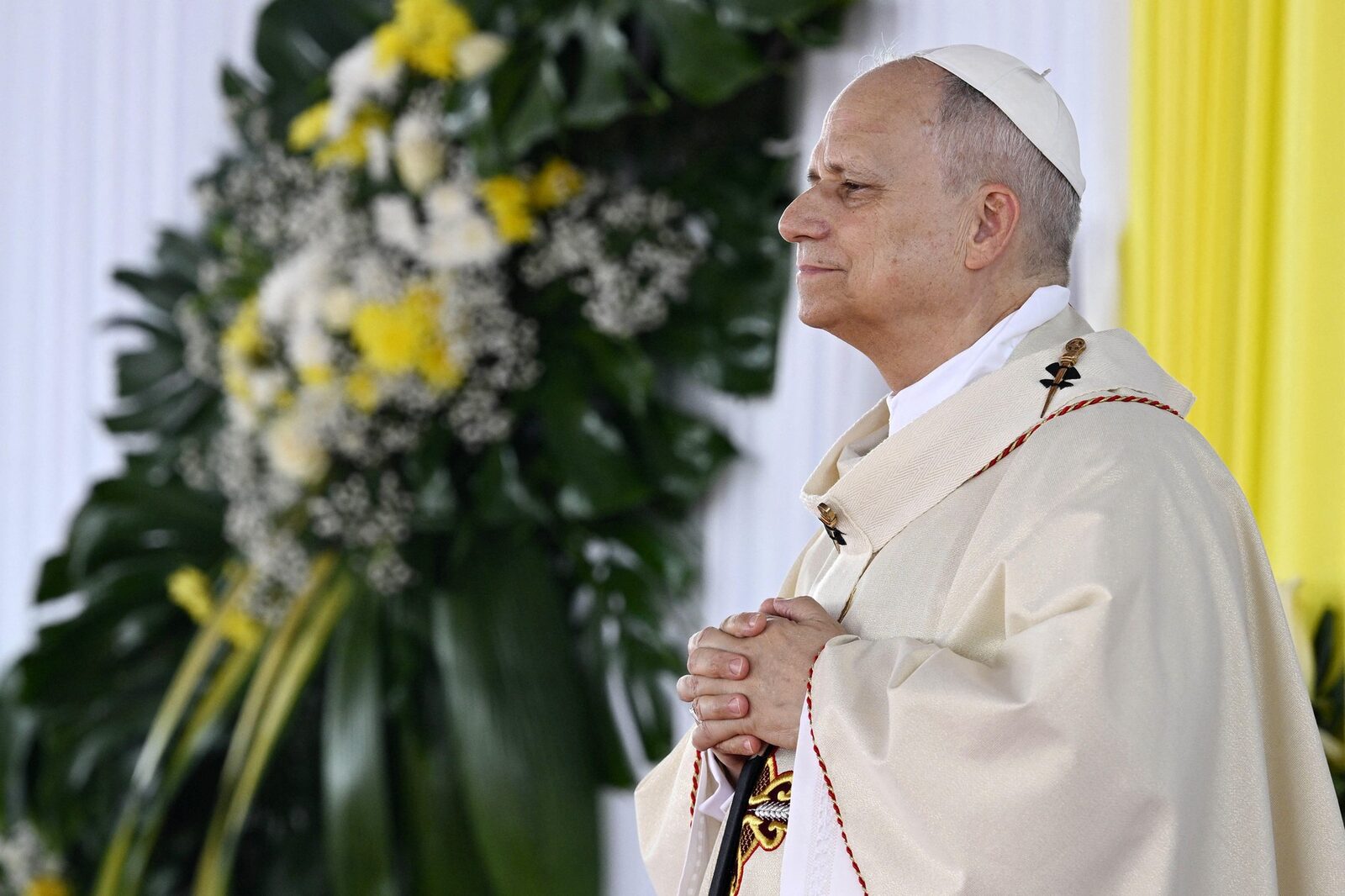 Casa Albă și Papa: Război, dogmă catolică și tensiuni globale