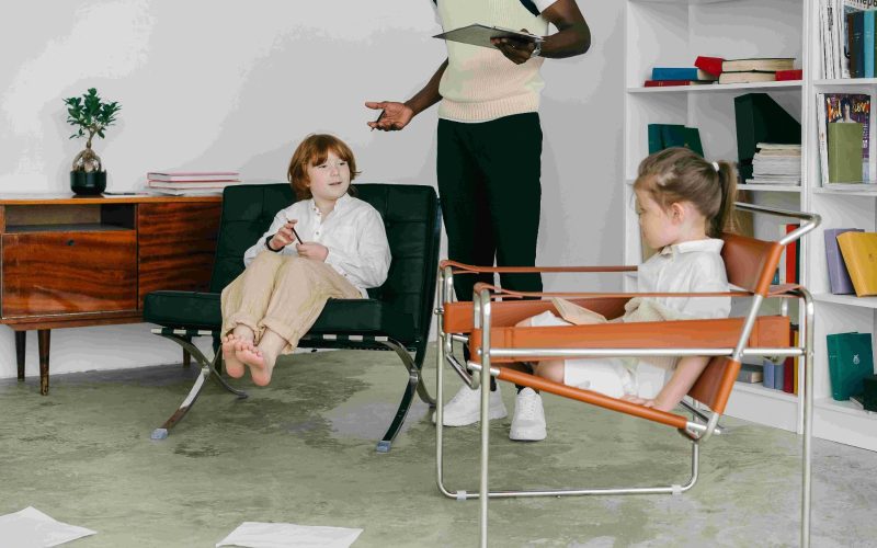 Psihoterapie pentru copii: Intervenție timpurie, cheia sănătății emoționale