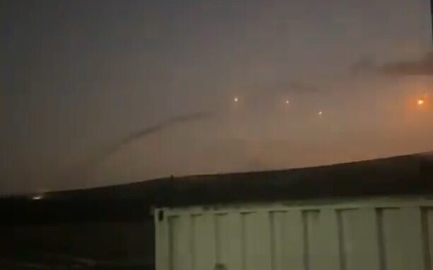 Hezbollah, gruparea libaneză susținută de Iran, a lansat rachete asupra nordului ISRAELULUI joi dimineață, marcând primul atac de acest fel de la încheierea acordului de încetare a focului